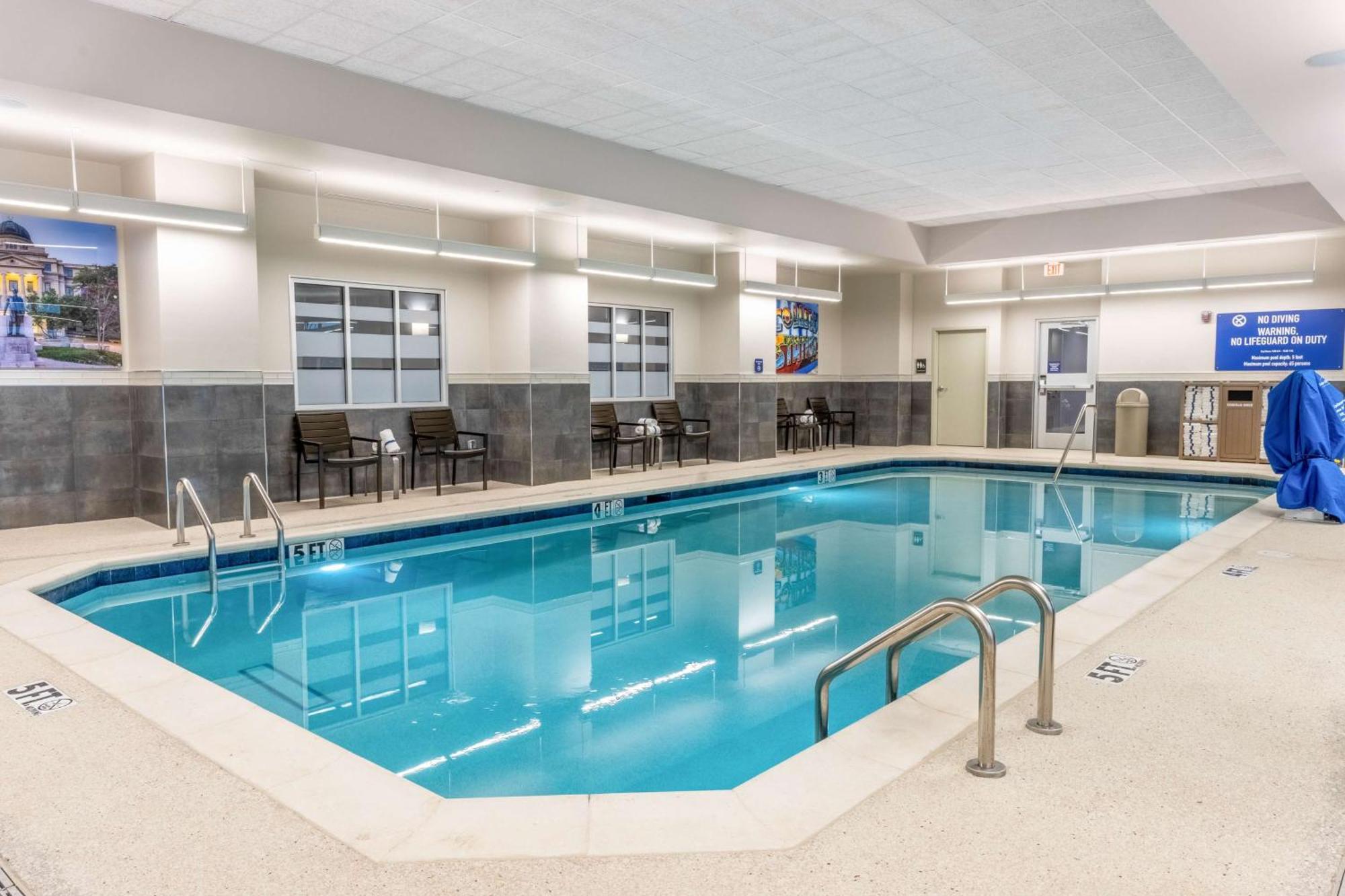 Drury Plaza Hotel Колледж-Стейшн Экстерьер фото