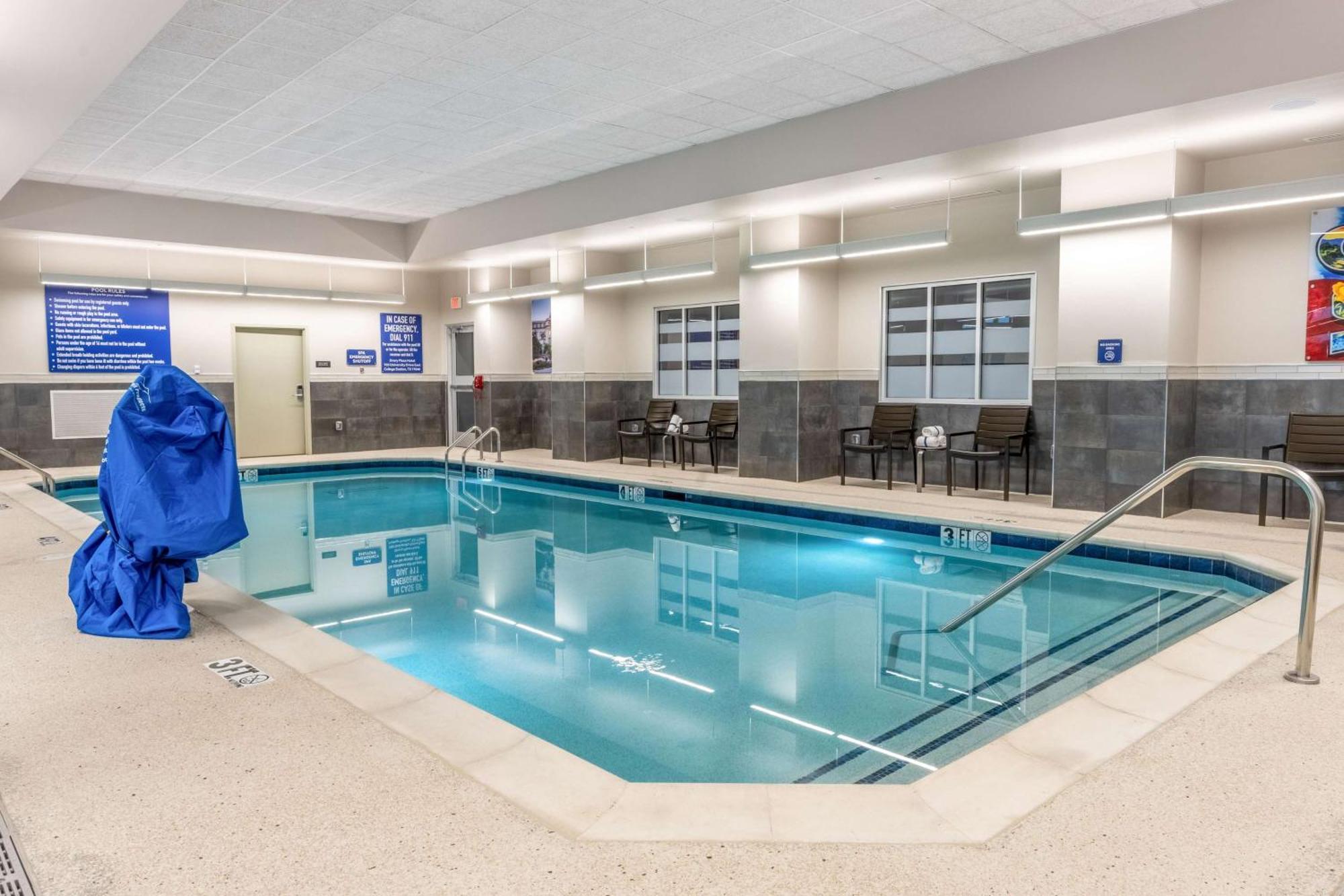 Drury Plaza Hotel Колледж-Стейшн Экстерьер фото